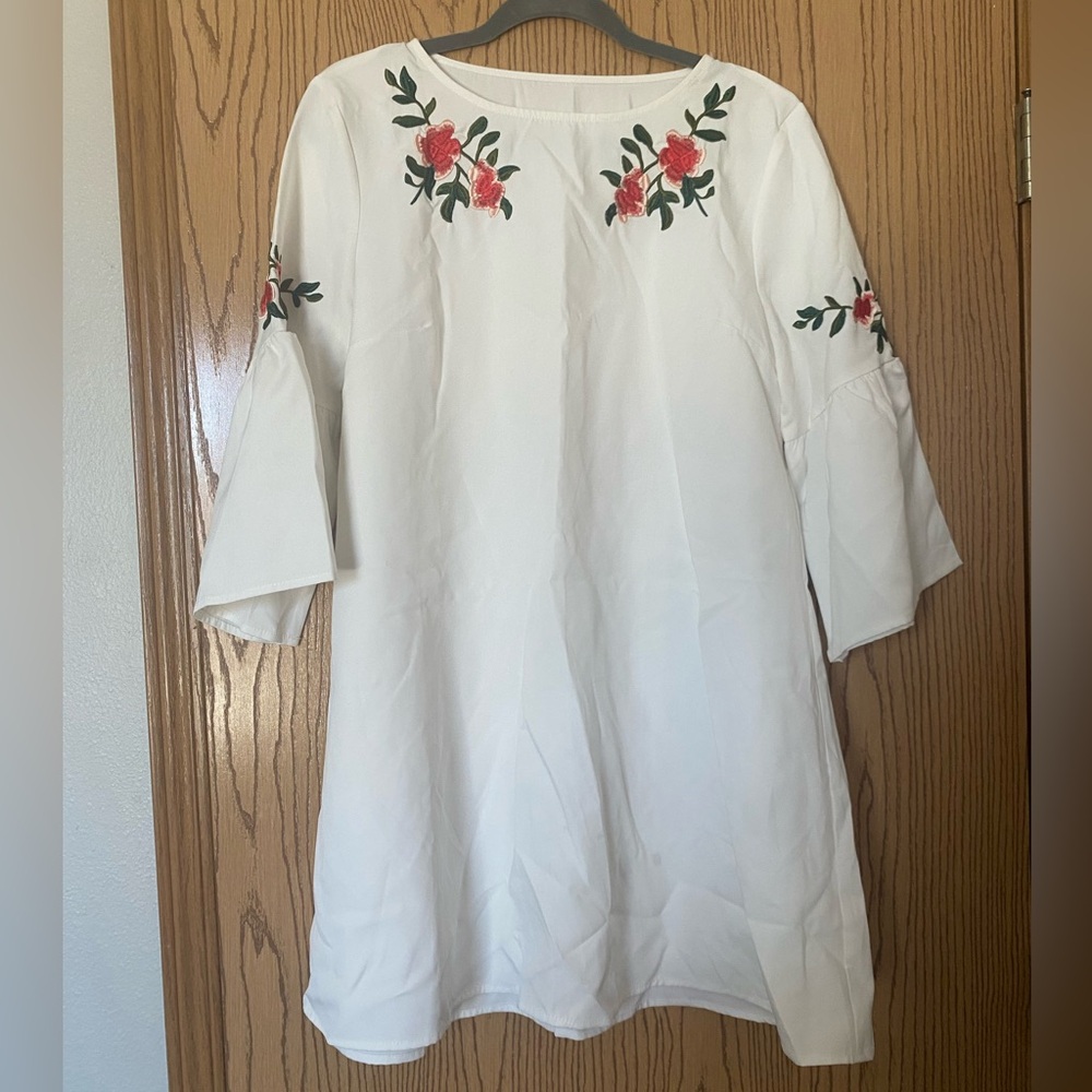 Floral Embroidered White Tunic Dress